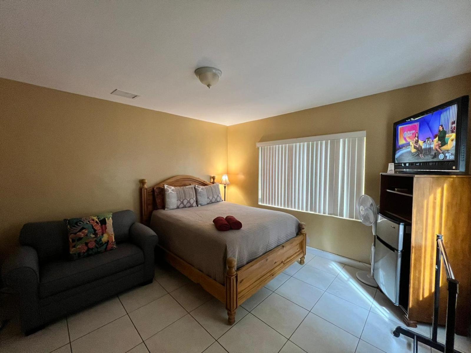 Royal Poinciana Stay Miami Springs Buitenkant foto